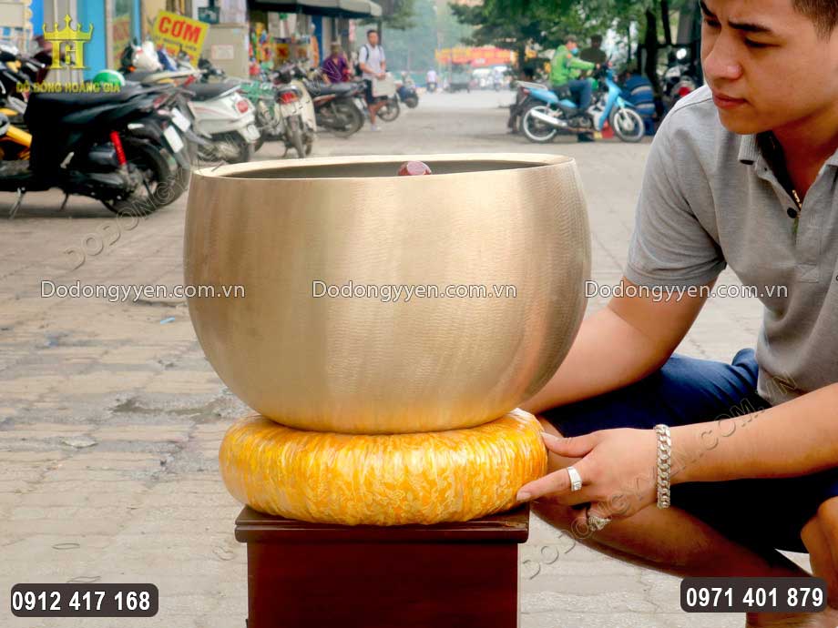 Vật phẩm l&agrave; m&oacute;n qu&agrave; tặng &yacute; ngh&iacute;a d&agrave;nh tặng người th&acirc;n